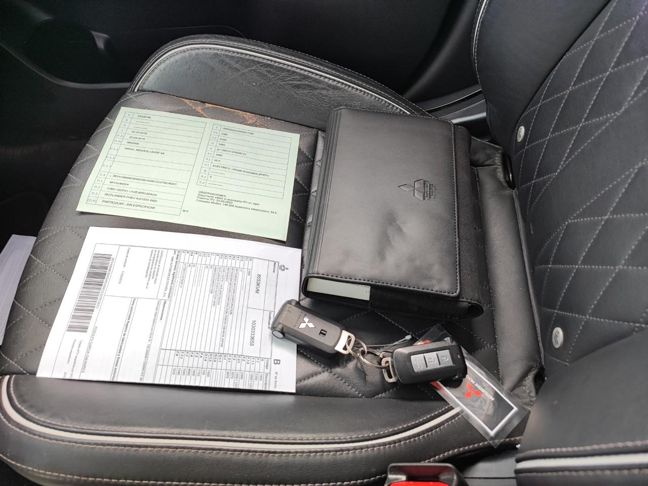Mitsubishi Outlander I (2013 - 2018) image