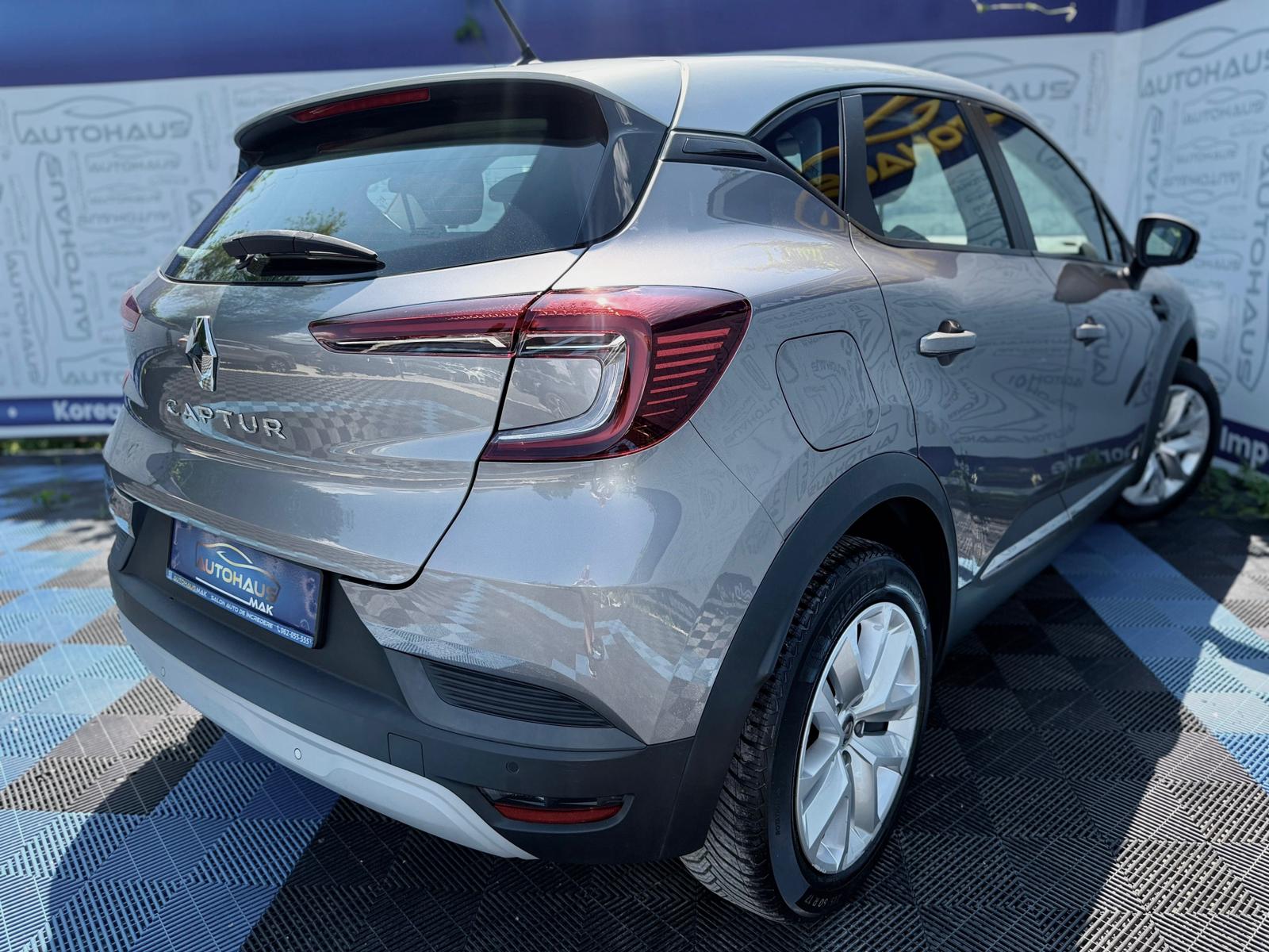 Renault Captur II (2019 - ) image