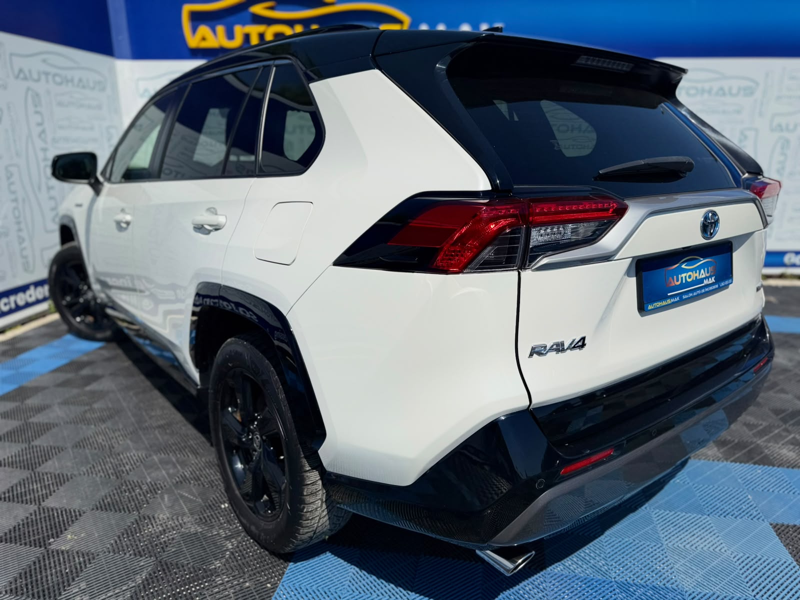 Toyota RAV4 2018 - image