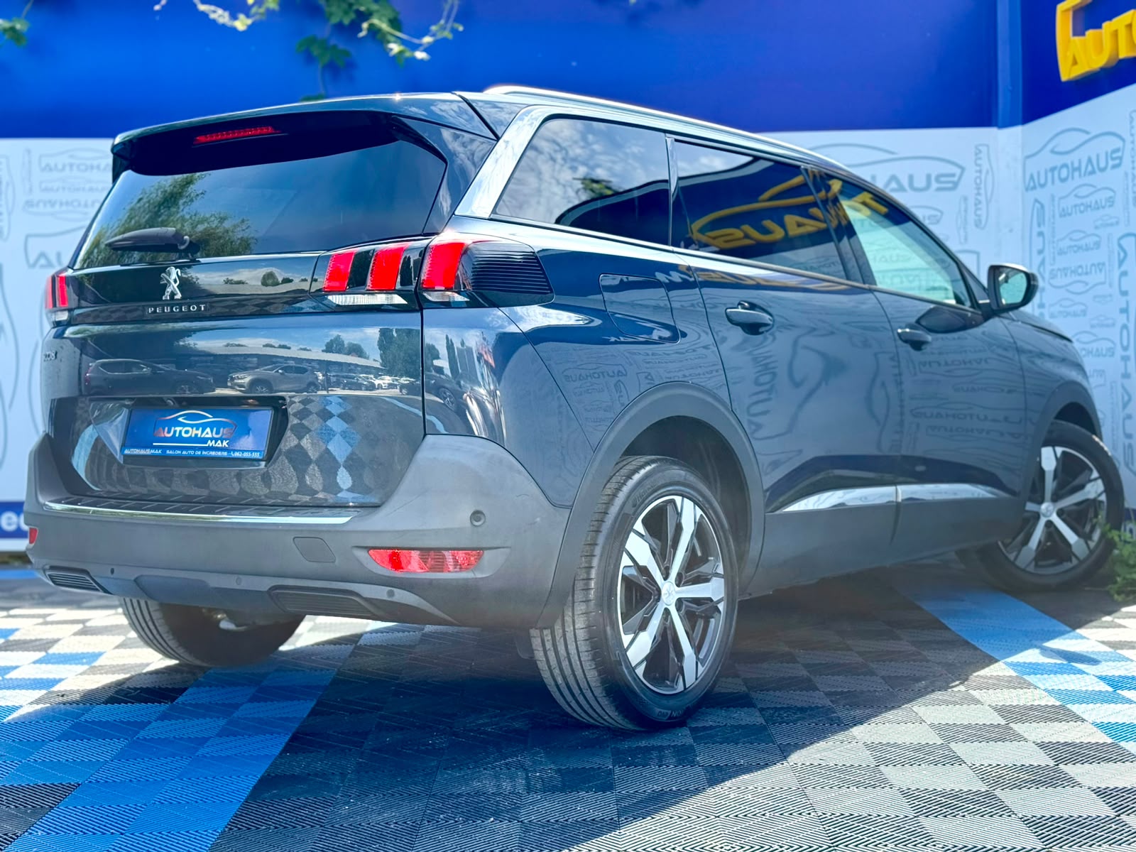 Peugeot 5008 II (2017 - ) image