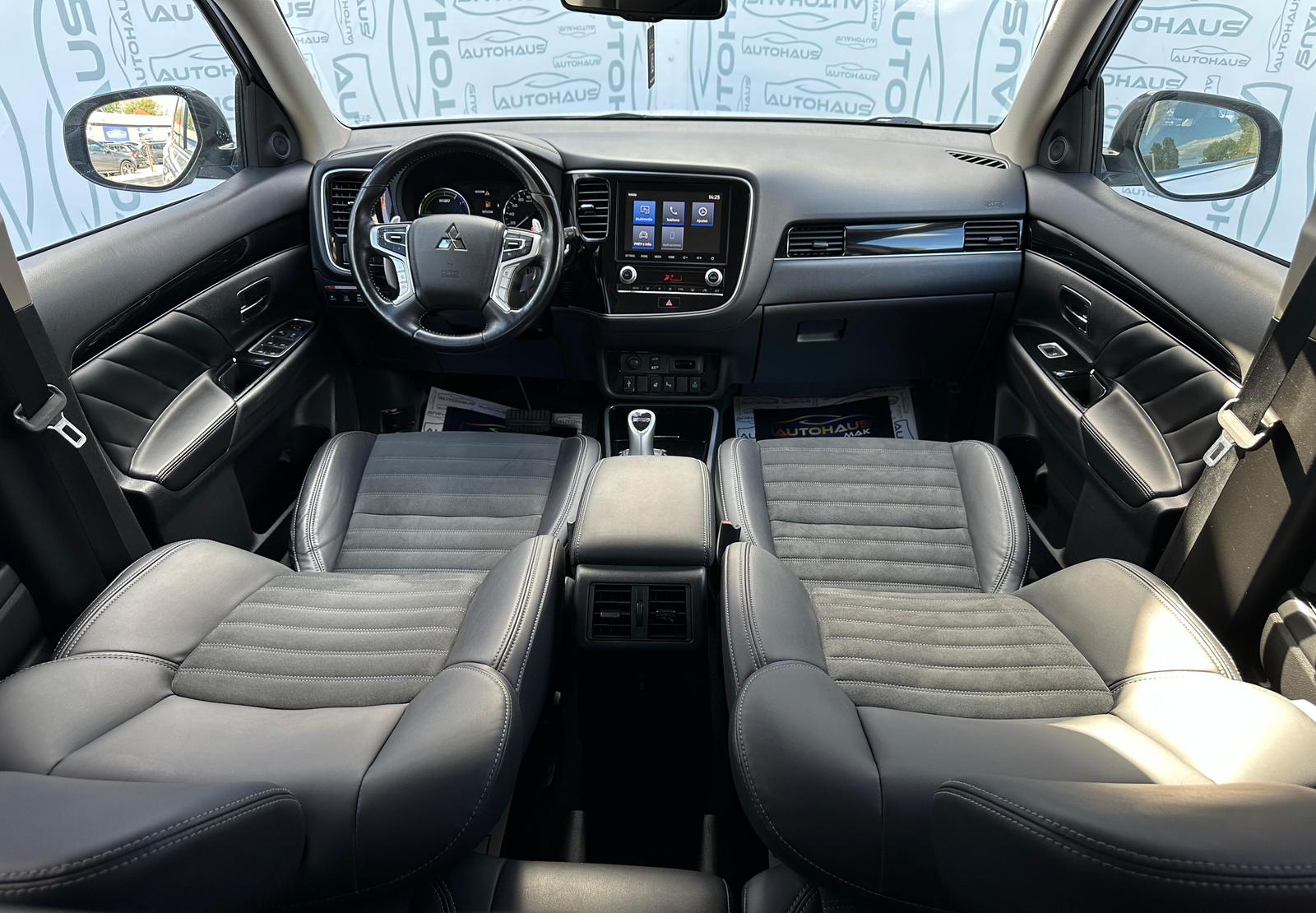 Mitsubishi Outlander III (2012 - 2021) image