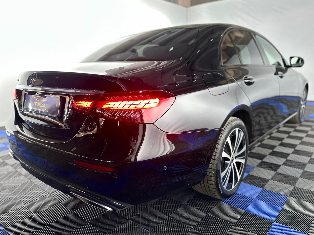 Mercedes-Benz E-Class W213 (2016 - 2023) image