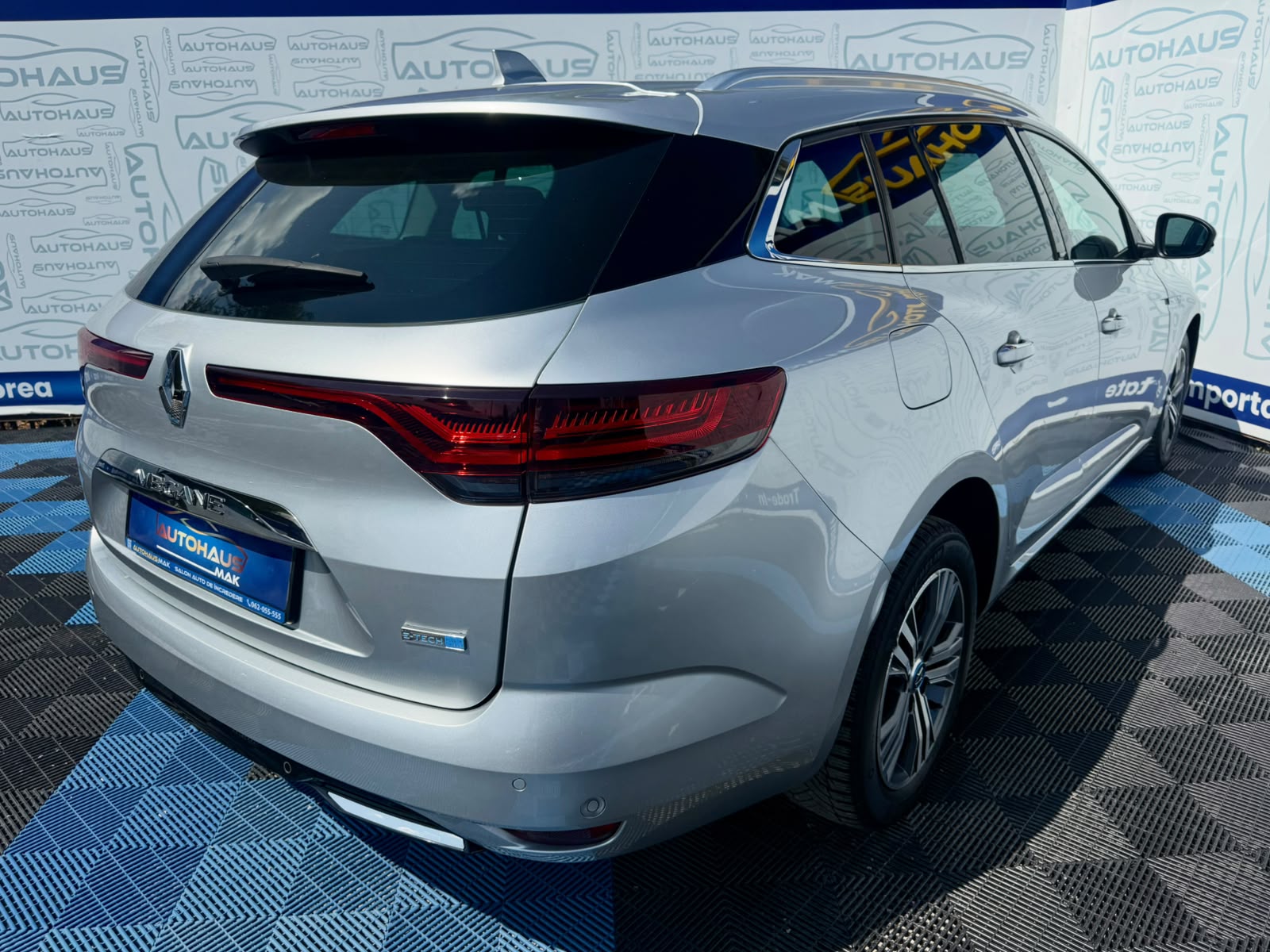 Renault Megane IV (2016 - ) image