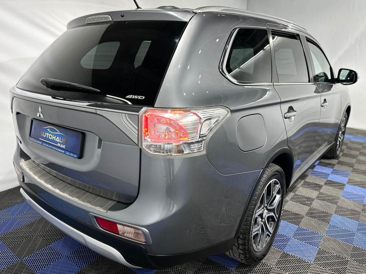 Mitsubishi Outlander III (2012 - 2021) image