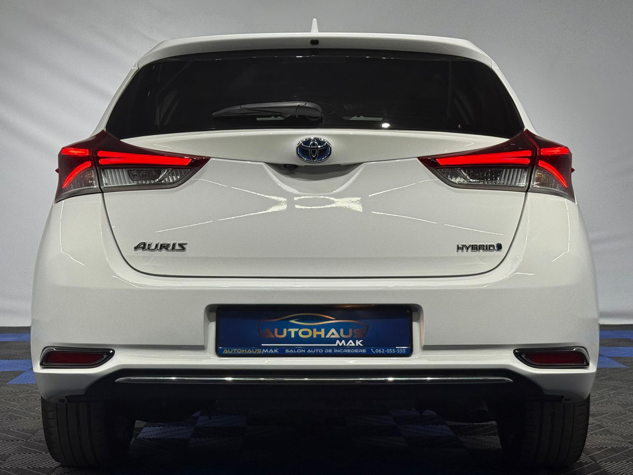 Toyota Auris 2012 - 2018 image