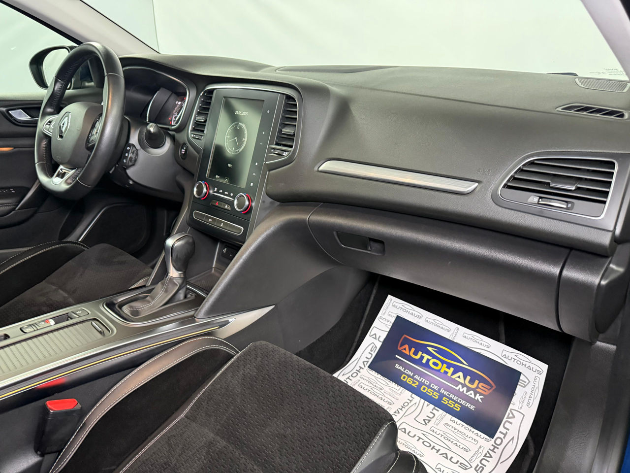 Renault Megane IV (2016 - ) image
