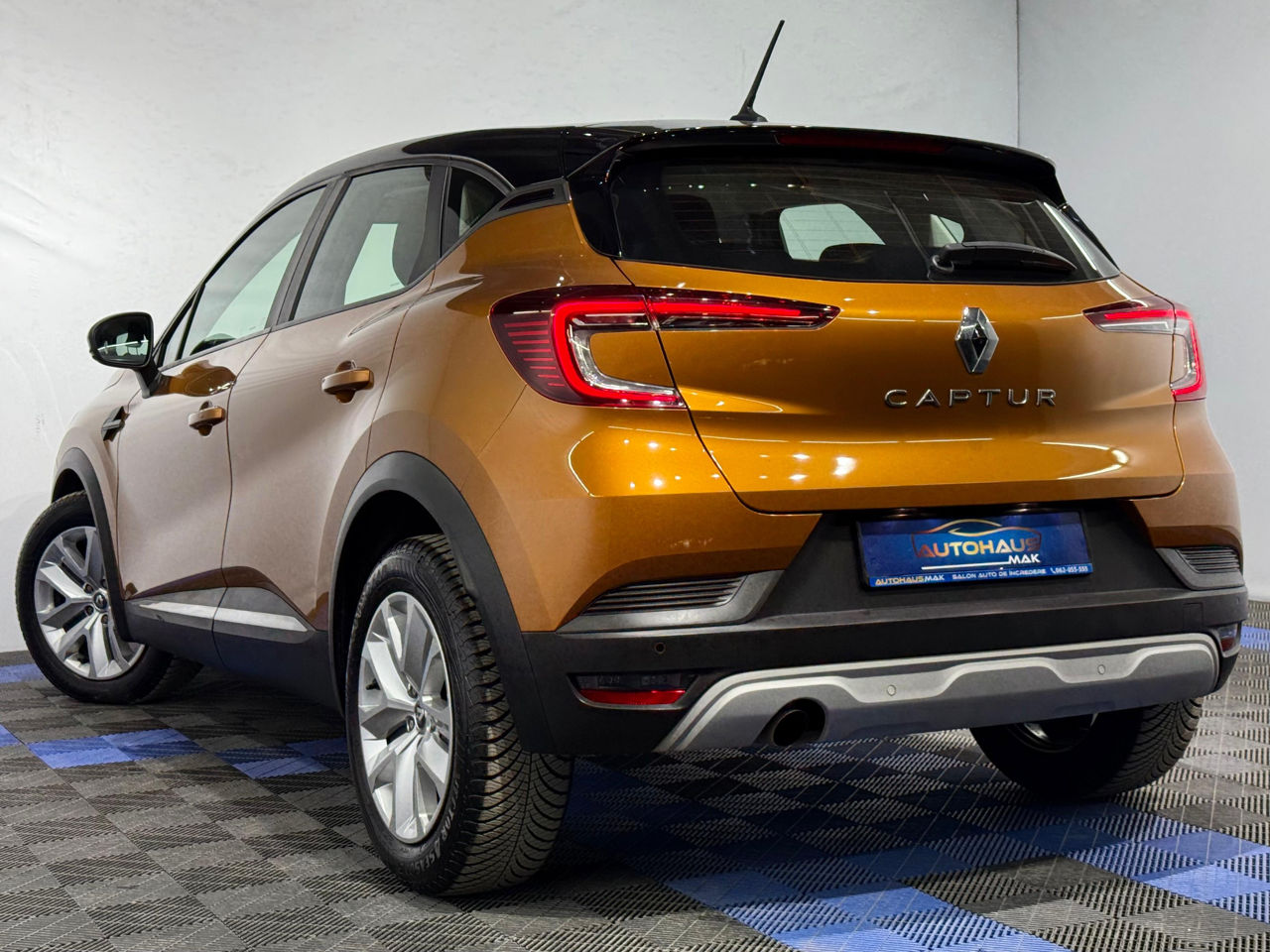 Renault Captur I (2013 - ) image