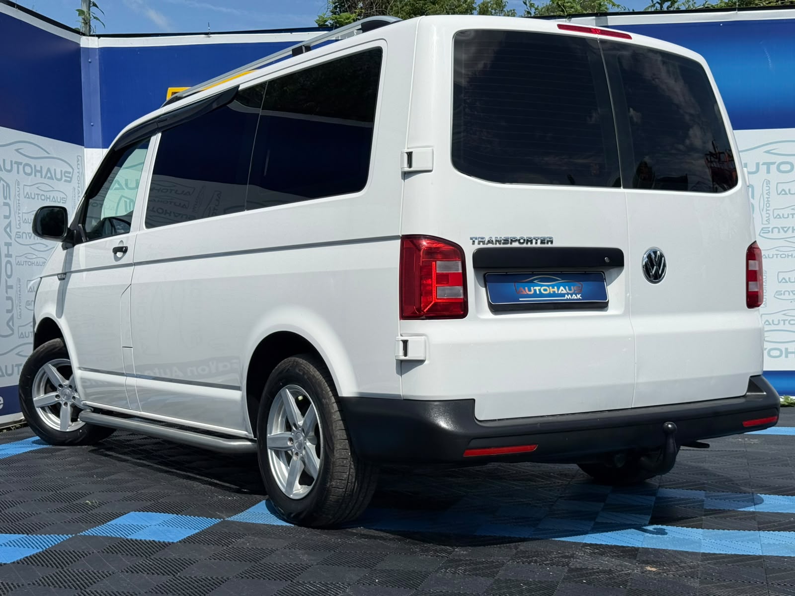 Volkswagen Transporter T6 (2015 - ) image