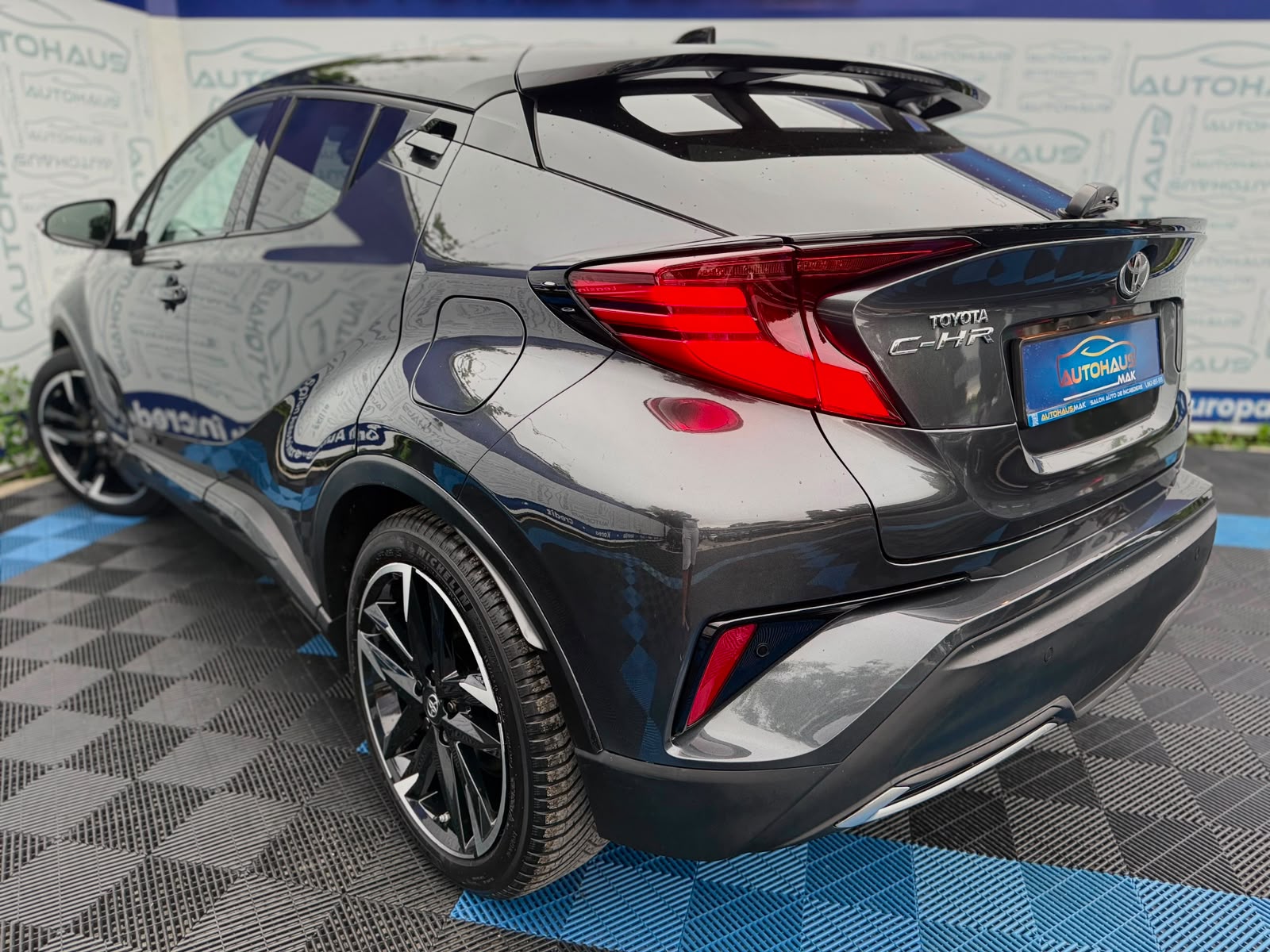 Toyota C-HR 2016 - image