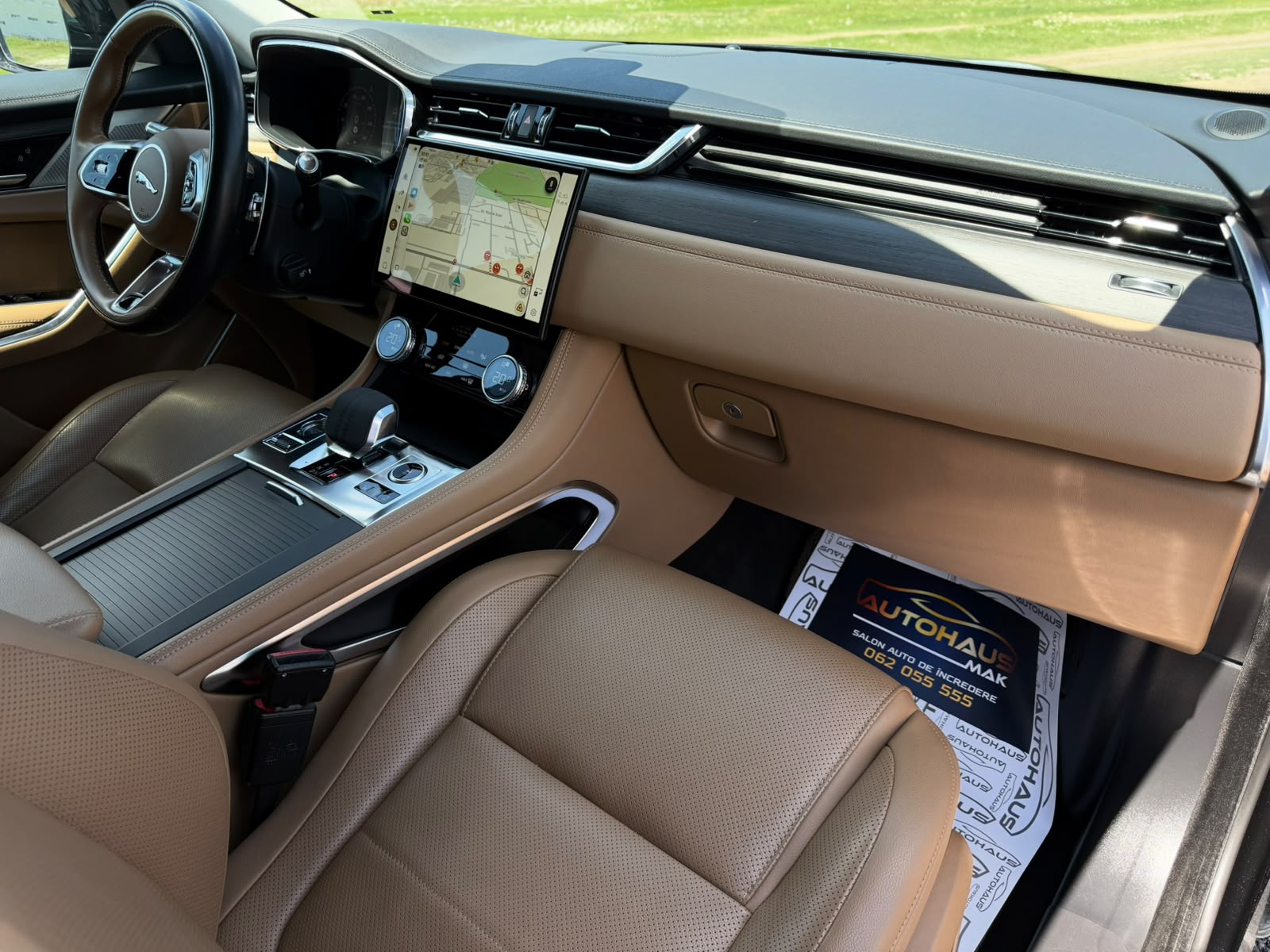 Jaguar F-PACE I (2015 - ) image