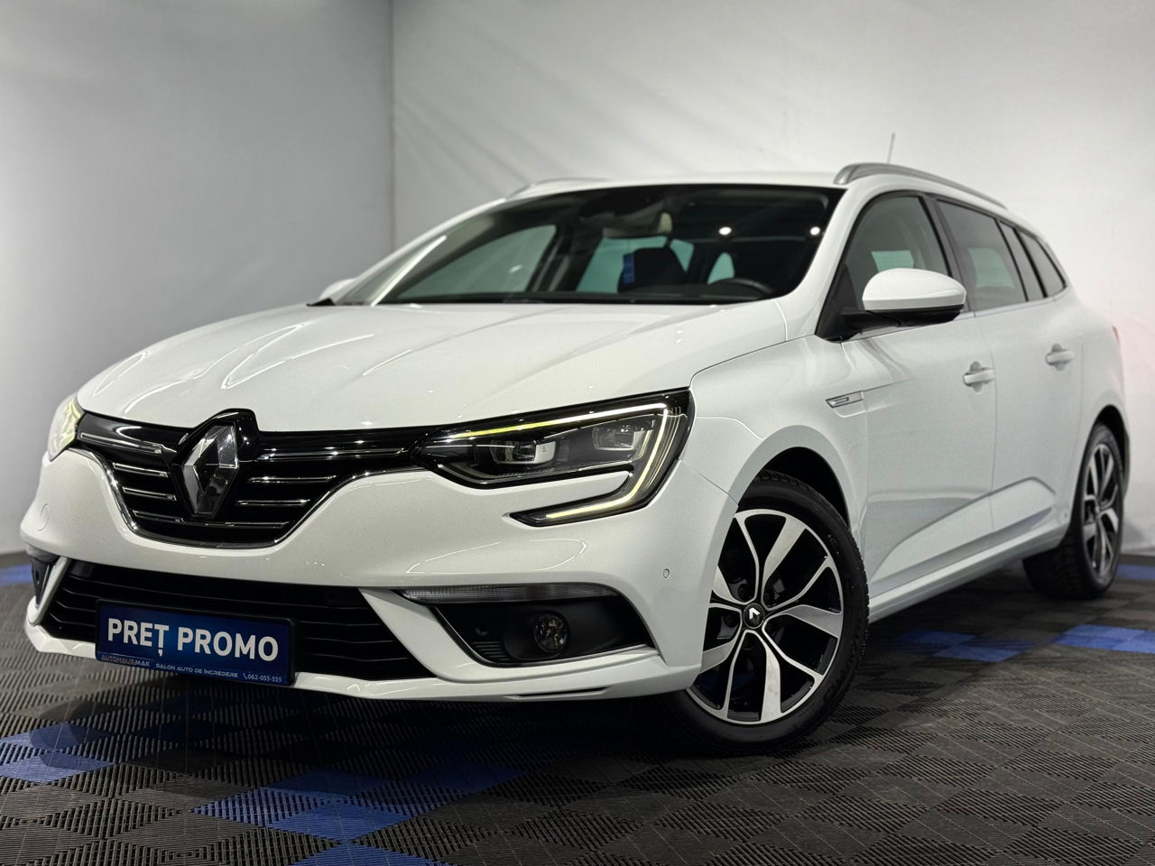 Renault Megane IV (2016 - ) image