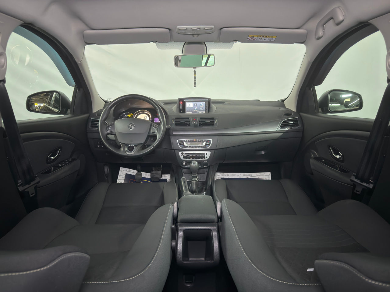 Renault Megane III (2008 - 2016) image